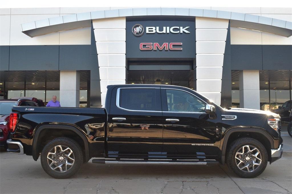 new 2025 GMC Sierra 1500 car, priced at $62,070