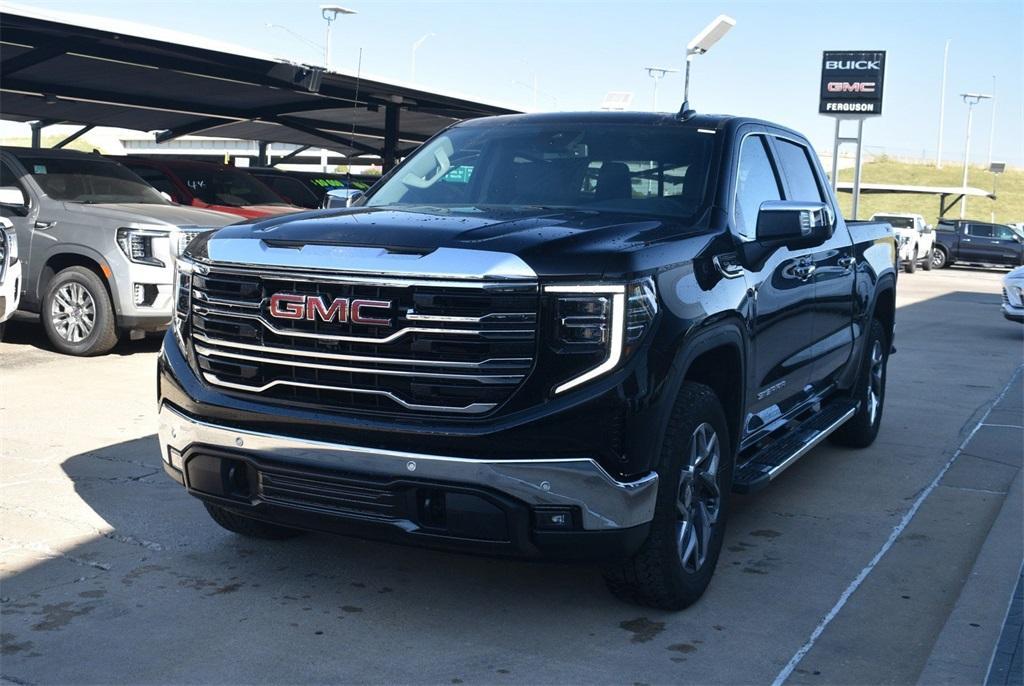 new 2025 GMC Sierra 1500 car, priced at $62,070