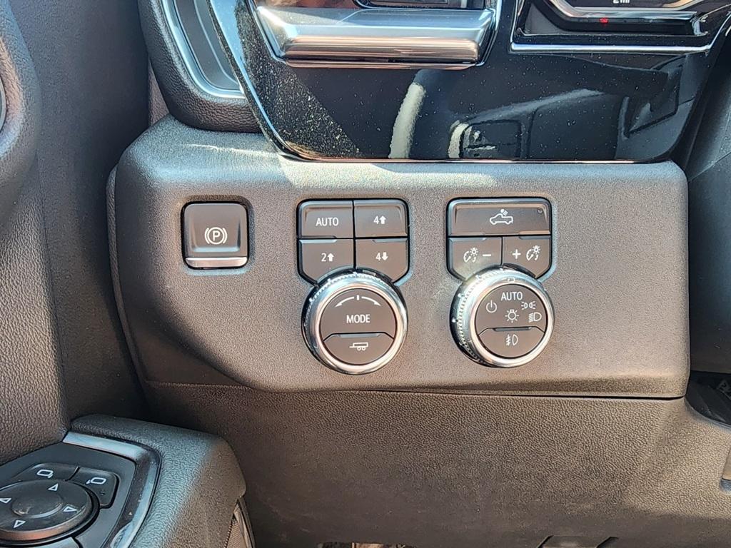 new 2025 GMC Sierra 1500 car, priced at $53,270