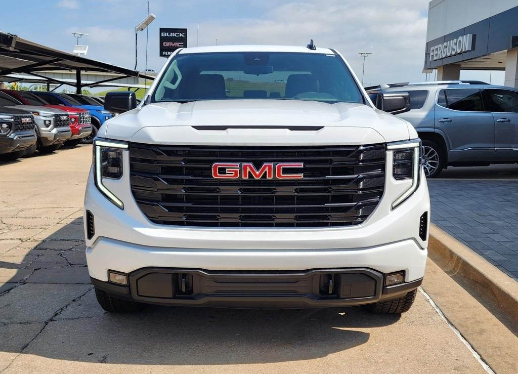 new 2025 GMC Sierra 1500 car, priced at $53,270