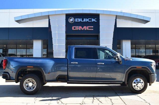 new 2025 GMC Sierra 3500 car, priced at $89,860