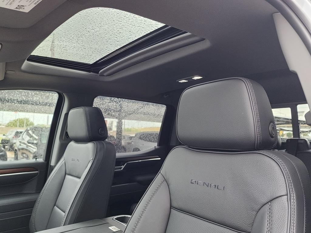 new 2026 GMC Sierra 1500 car, priced at $76,940