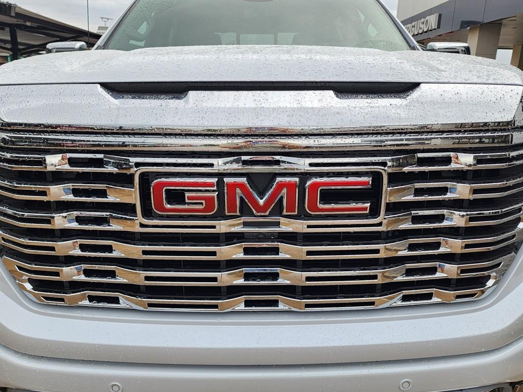 new 2026 GMC Sierra 1500 car, priced at $76,940