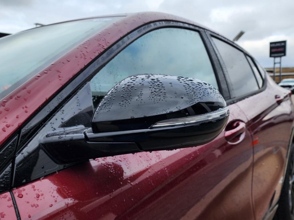 new 2025 Buick Envista car, priced at $27,775