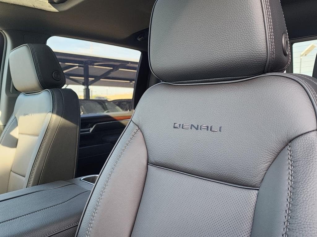 new 2026 GMC Sierra 2500 car, priced at $88,060