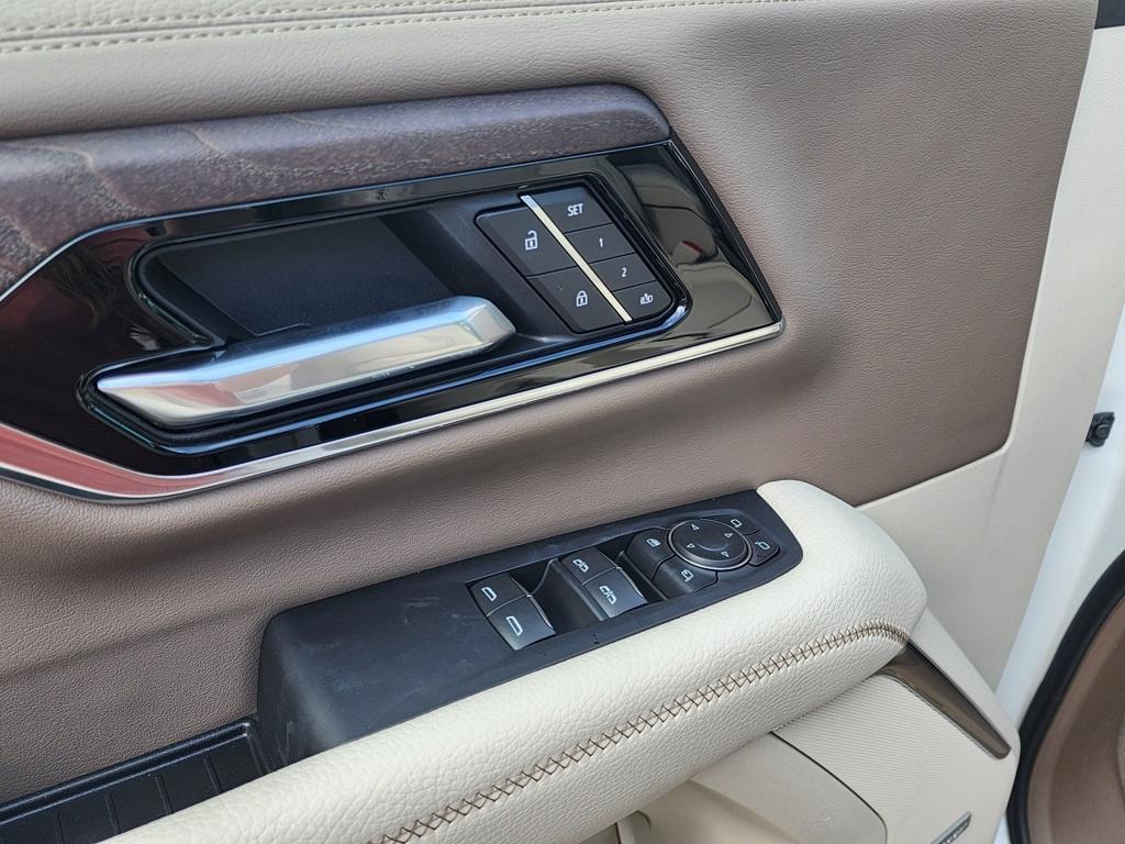 new 2025 GMC Yukon XL car, priced at $93,075