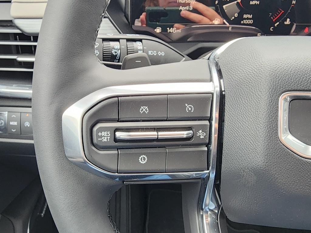 new 2025 GMC Acadia car, priced at $43,140