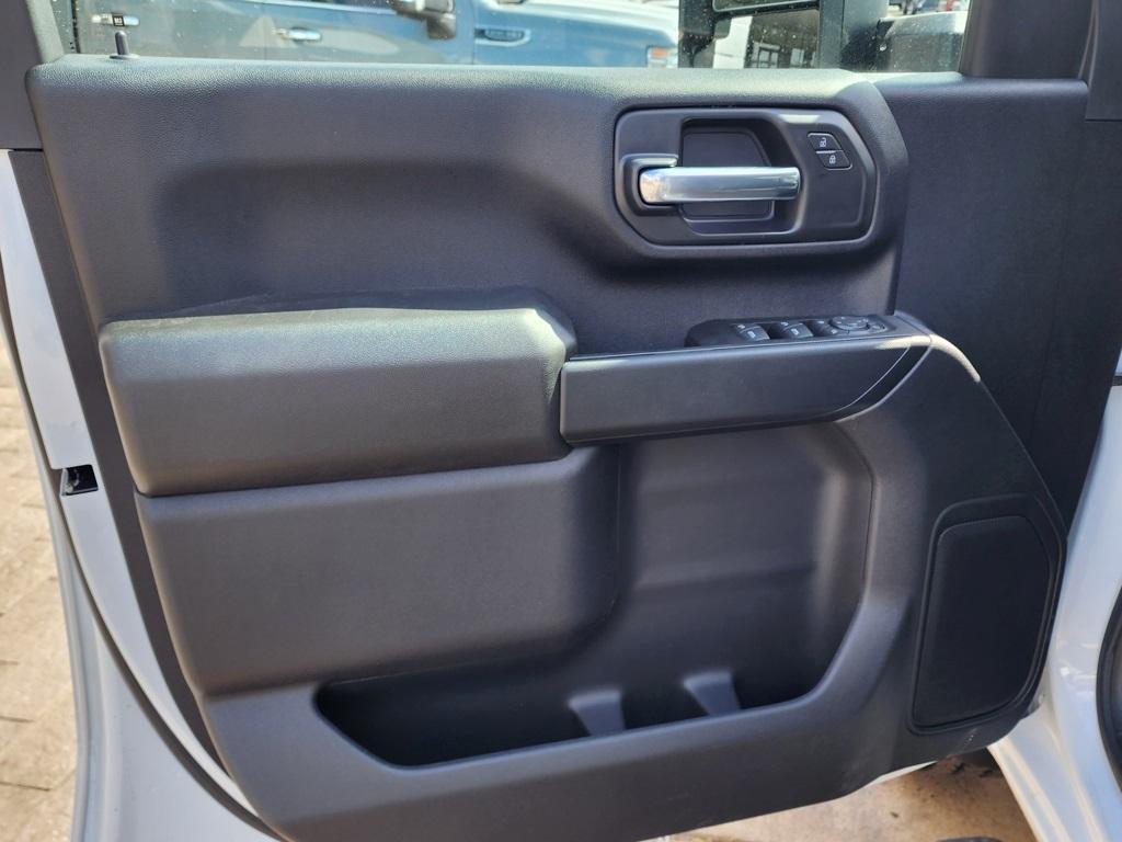 new 2025 GMC Sierra 2500 car, priced at $55,645