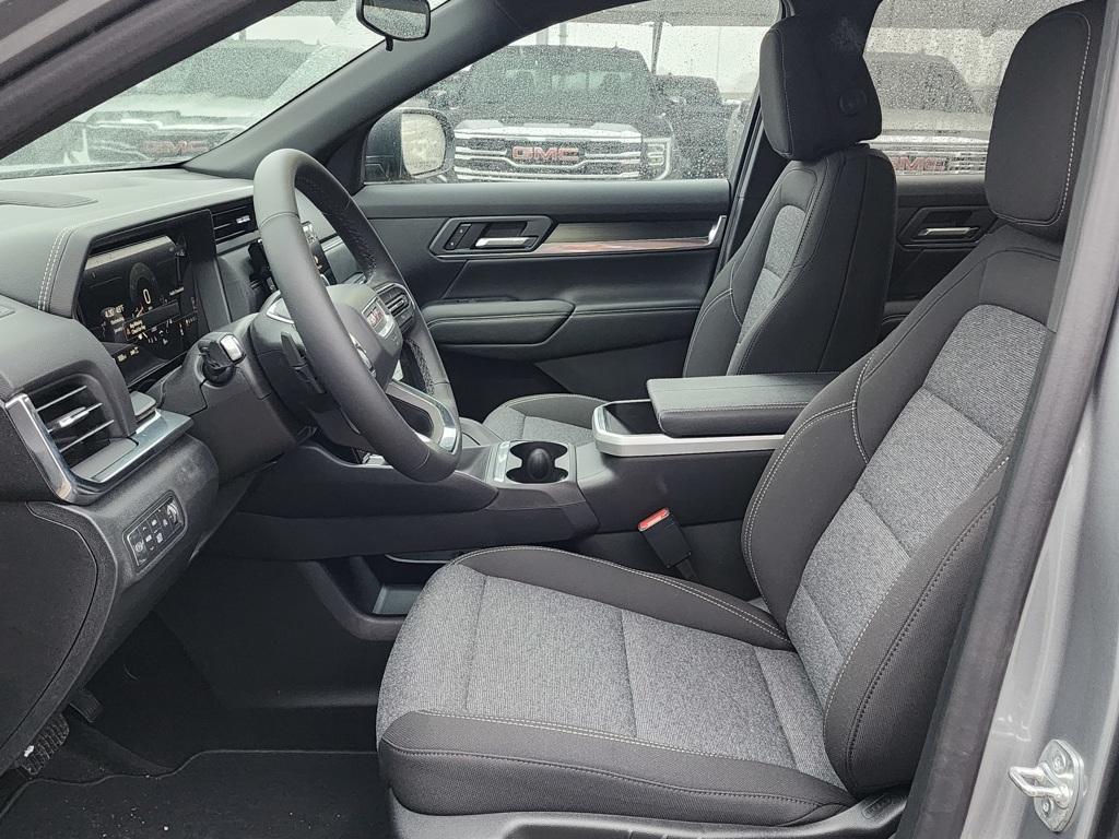 new 2025 GMC Terrain car, priced at $33,085