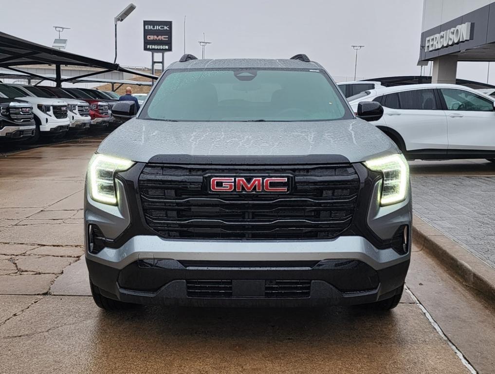 new 2025 GMC Terrain car, priced at $33,085