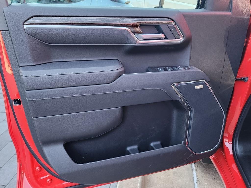 new 2025 GMC Sierra 1500 car, priced at $58,880