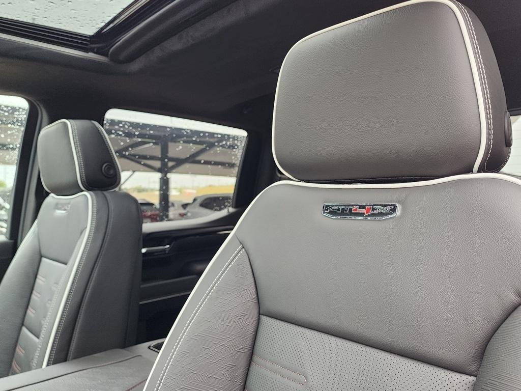 new 2026 GMC Sierra 1500 car, priced at $79,335