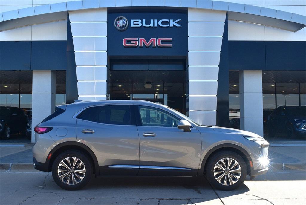 new 2025 Buick Envision car, priced at $39,535