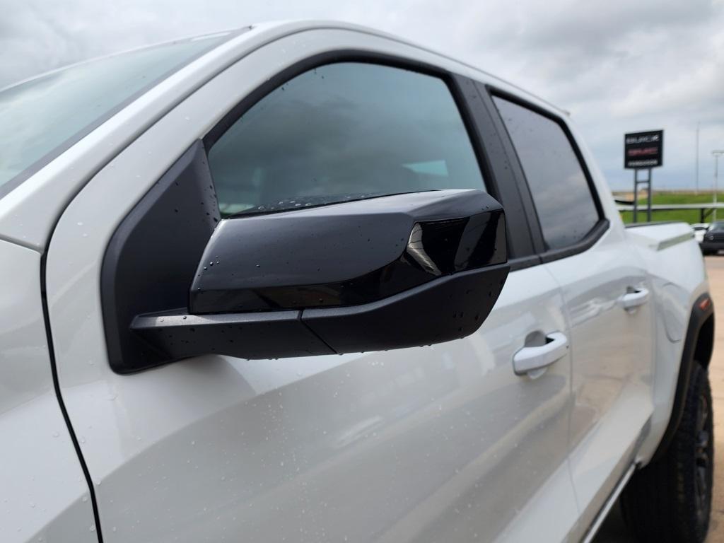 new 2025 GMC Canyon car, priced at $43,780