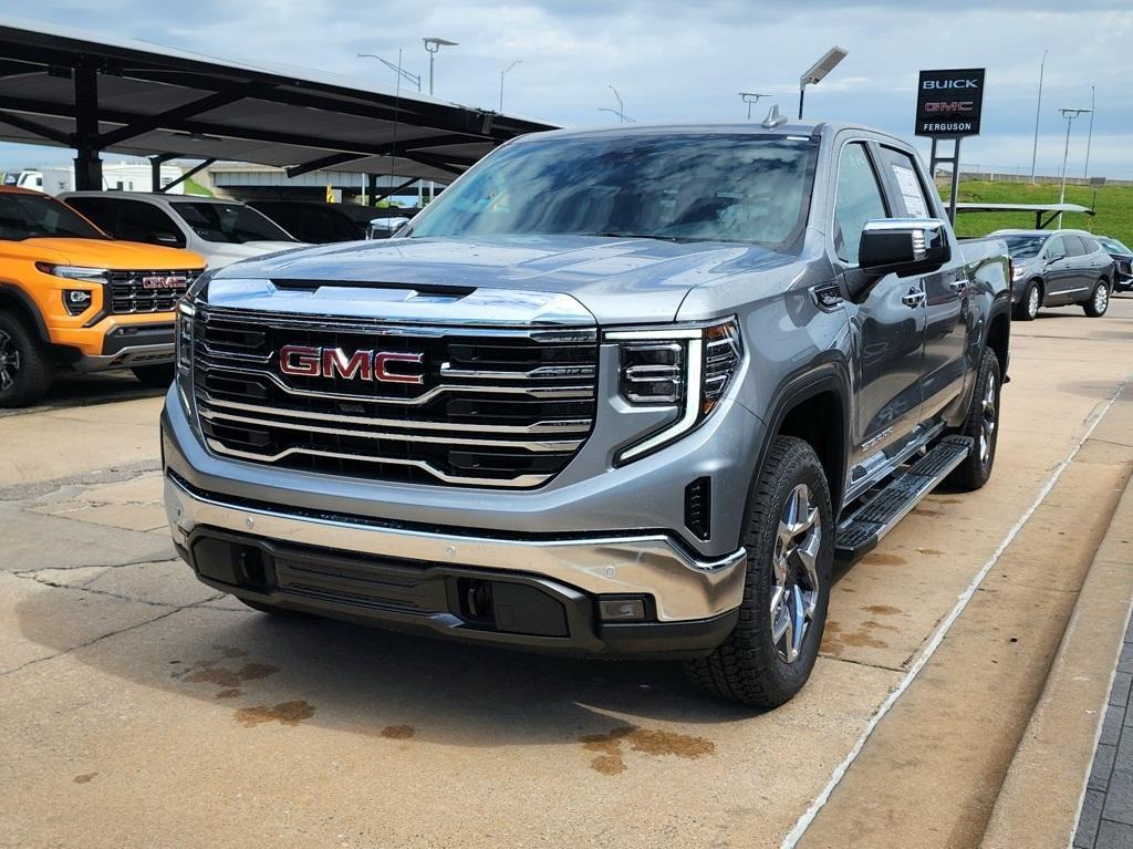 new 2025 GMC Sierra 1500 car, priced at $59,725