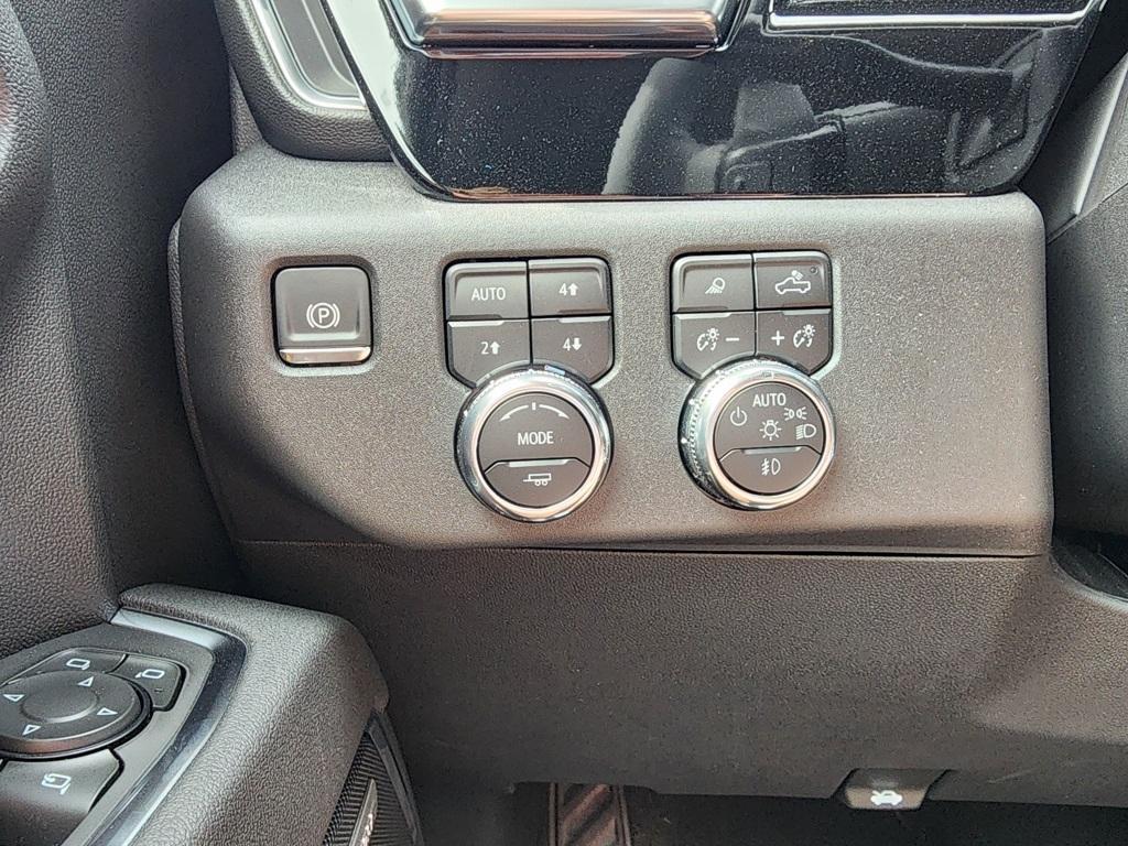 new 2025 GMC Sierra 1500 car, priced at $59,725