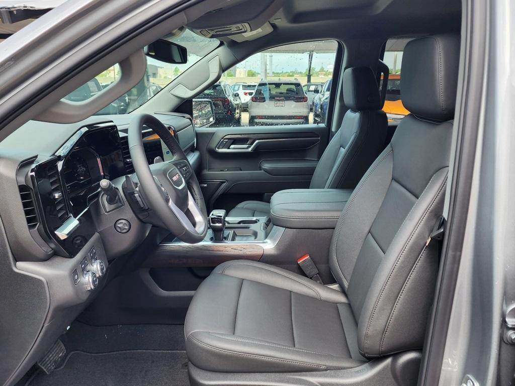 new 2025 GMC Sierra 1500 car, priced at $59,725