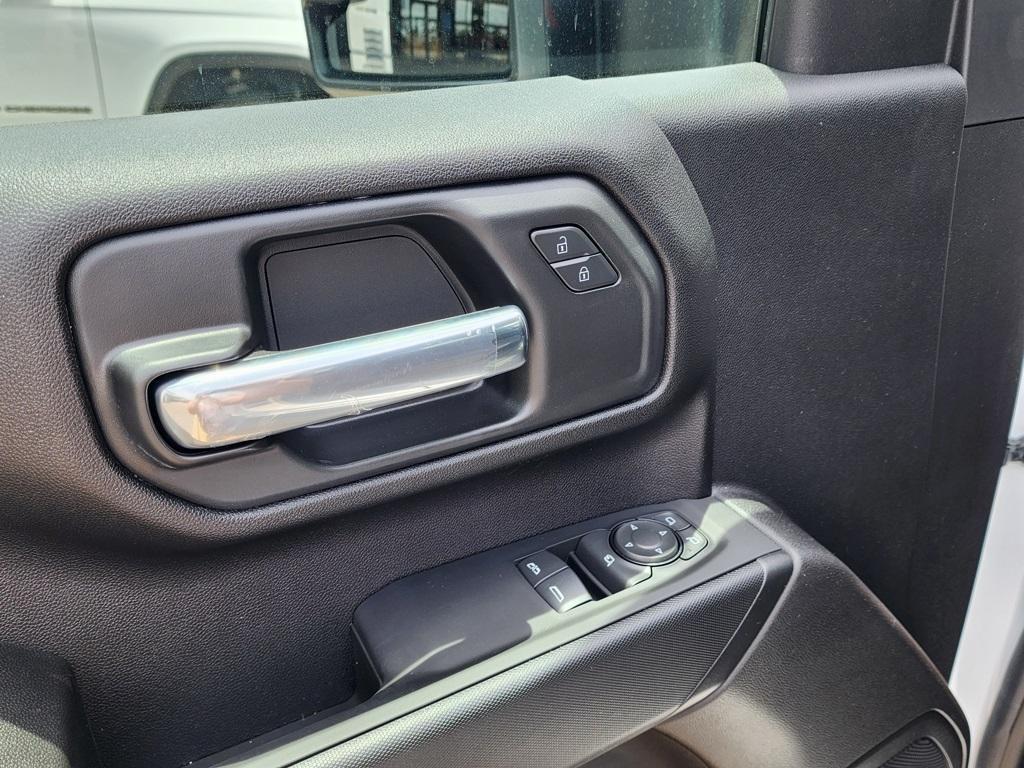 new 2025 GMC Sierra 2500 car, priced at $50,480