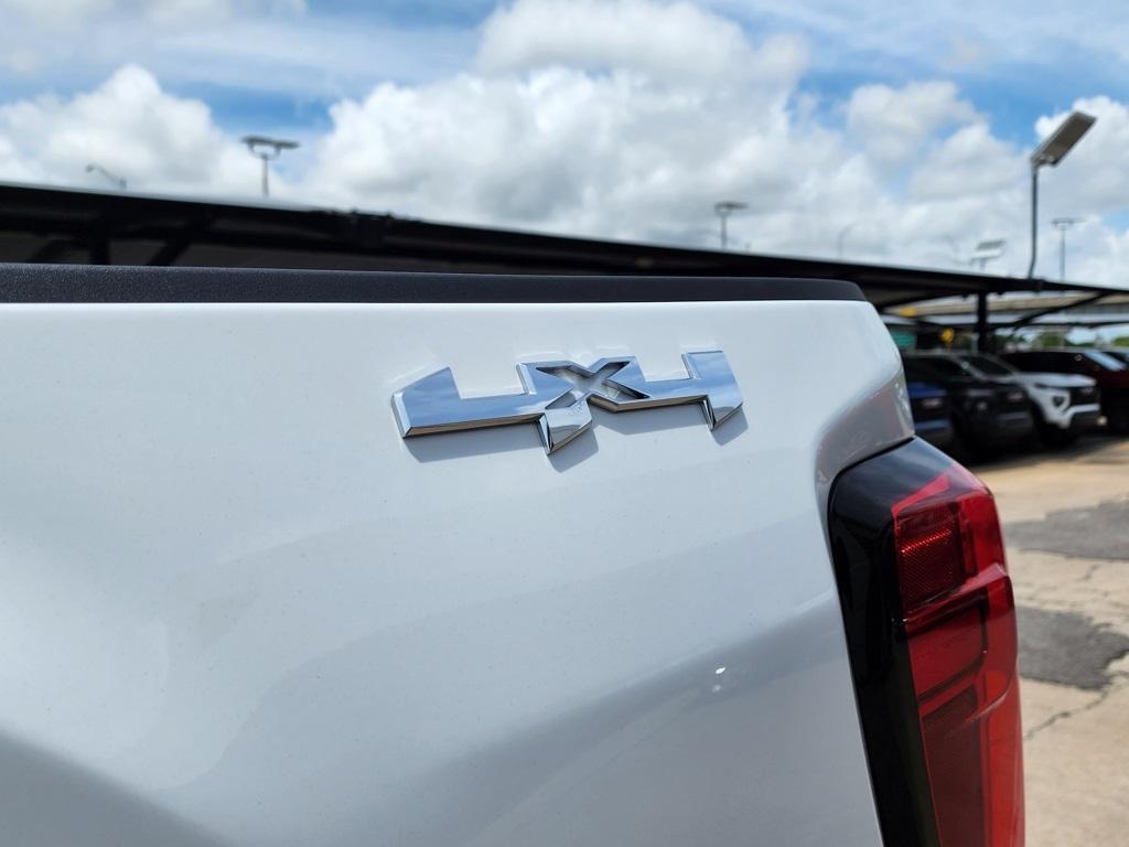 new 2025 GMC Sierra 2500 car, priced at $50,480