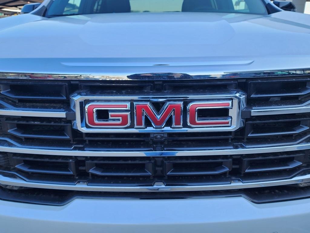 new 2025 GMC Acadia car, priced at $52,130
