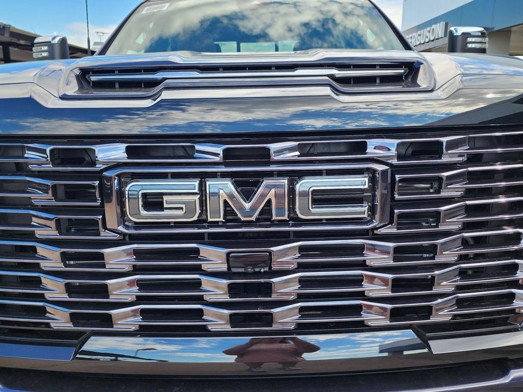 new 2026 GMC Sierra 2500 car, priced at $92,935