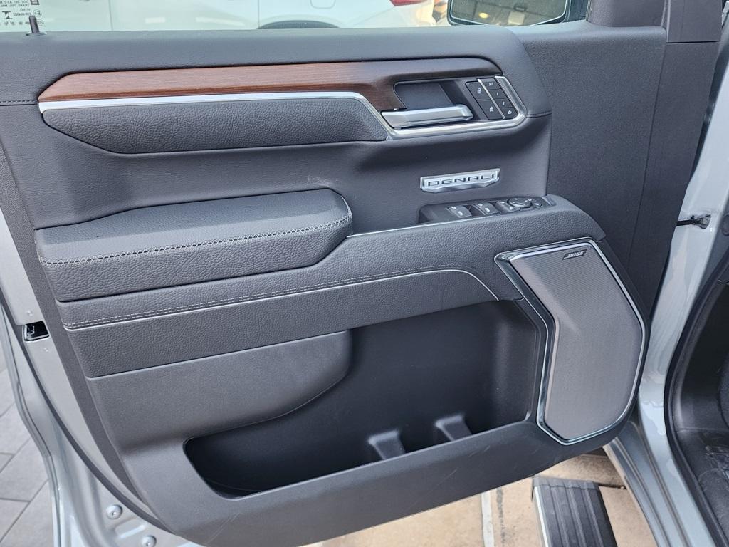 new 2025 GMC Sierra 1500 car, priced at $69,395