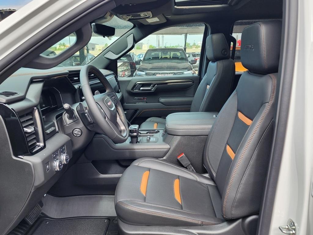 new 2025 GMC Sierra 1500 car, priced at $68,605