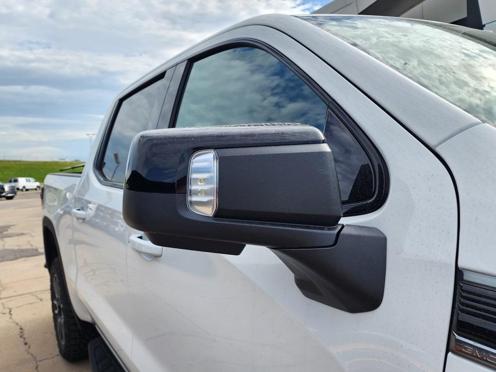 new 2025 GMC Sierra 1500 car, priced at $68,605