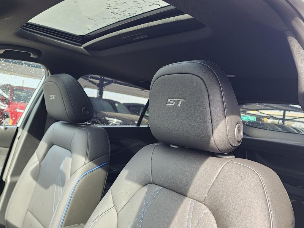 new 2026 Buick Envista car, priced at $30,270