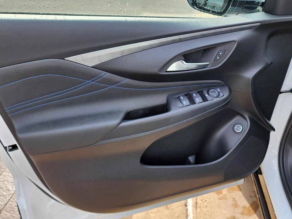 new 2026 Buick Envista car, priced at $30,270