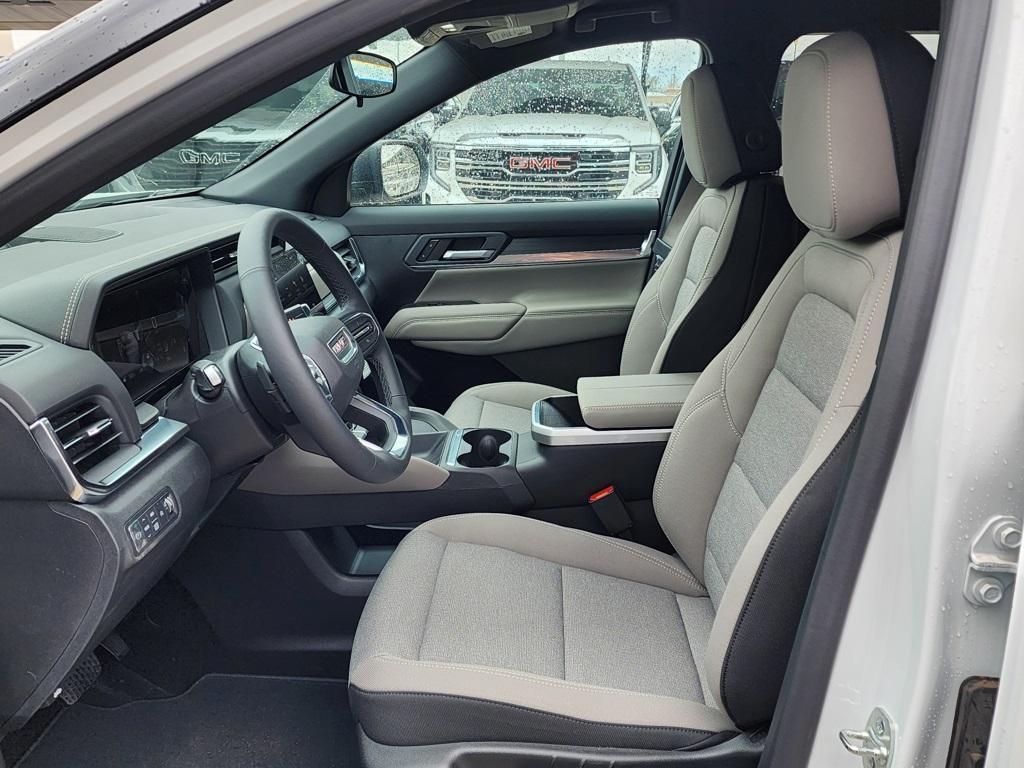 new 2025 GMC Terrain car, priced at $33,085