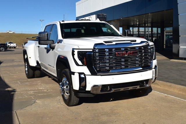 new 2025 GMC Sierra 3500 car, priced at $90,365