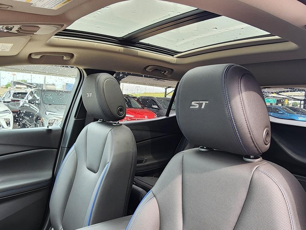 new 2026 Buick Encore GX car, priced at $26,370