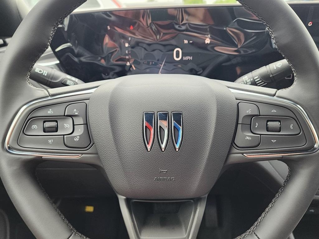 new 2025 Buick Envista car, priced at $25,785