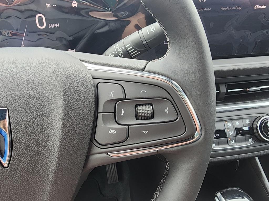 new 2025 Buick Envista car, priced at $25,785
