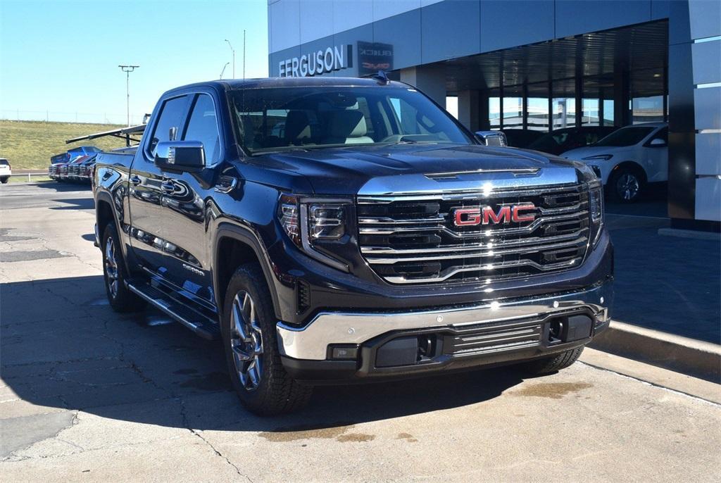 new 2025 GMC Sierra 1500 car, priced at $62,070