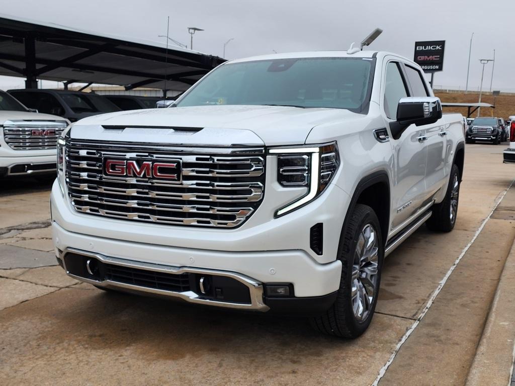 new 2025 GMC Sierra 1500 car, priced at $70,755