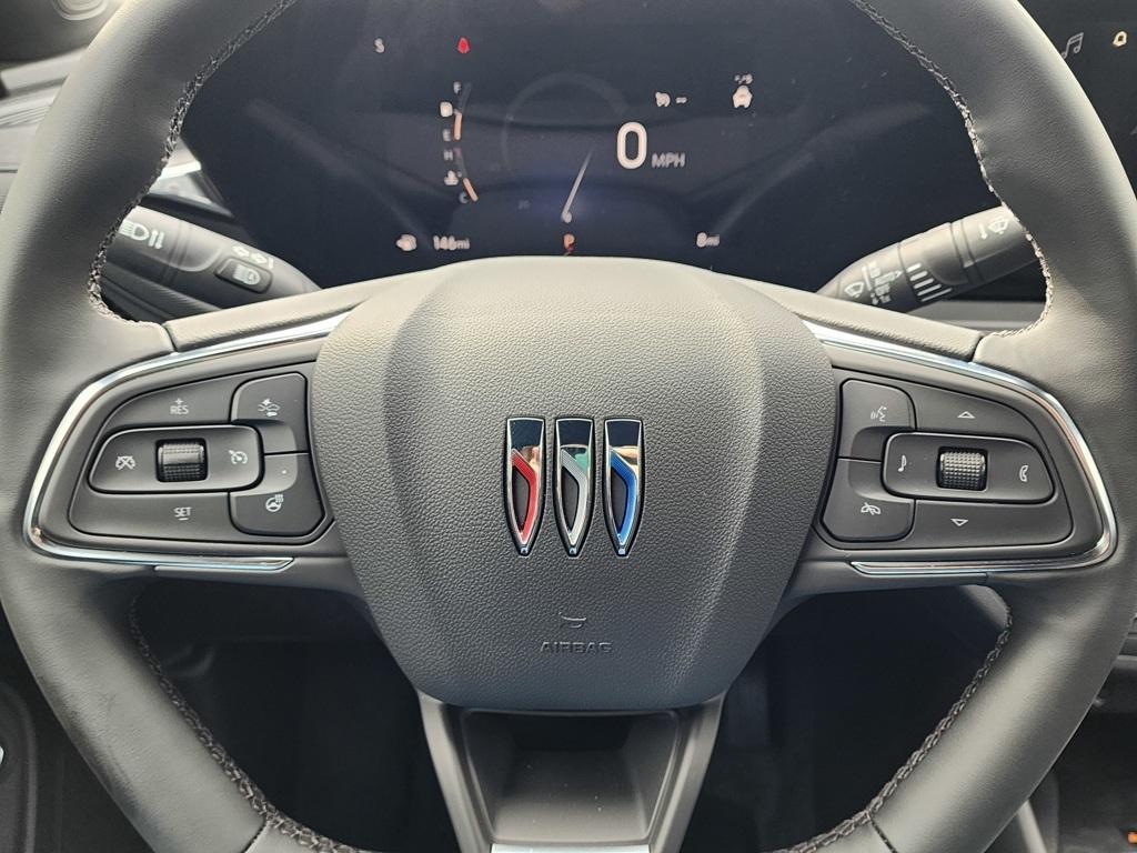 new 2025 Buick Envista car, priced at $26,080
