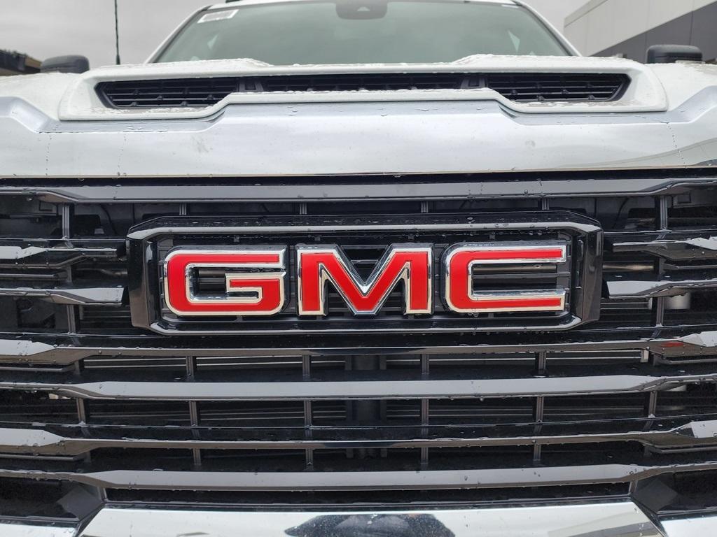 new 2025 GMC Sierra 2500 car, priced at $63,835