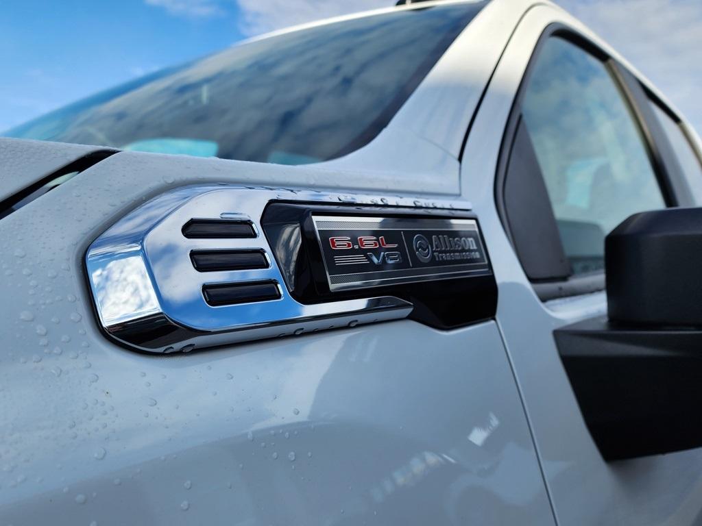new 2025 GMC Sierra 2500 car, priced at $54,525