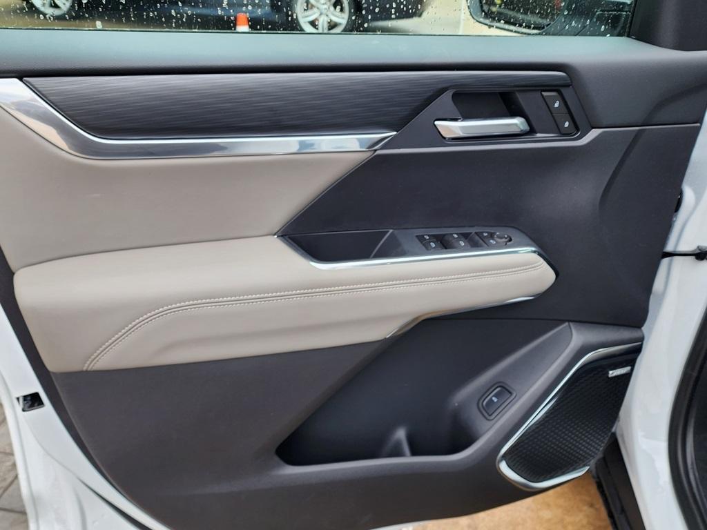 new 2025 GMC Acadia car, priced at $42,995