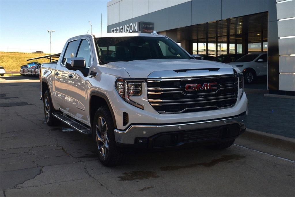 new 2025 GMC Sierra 1500 car, priced at $61,675