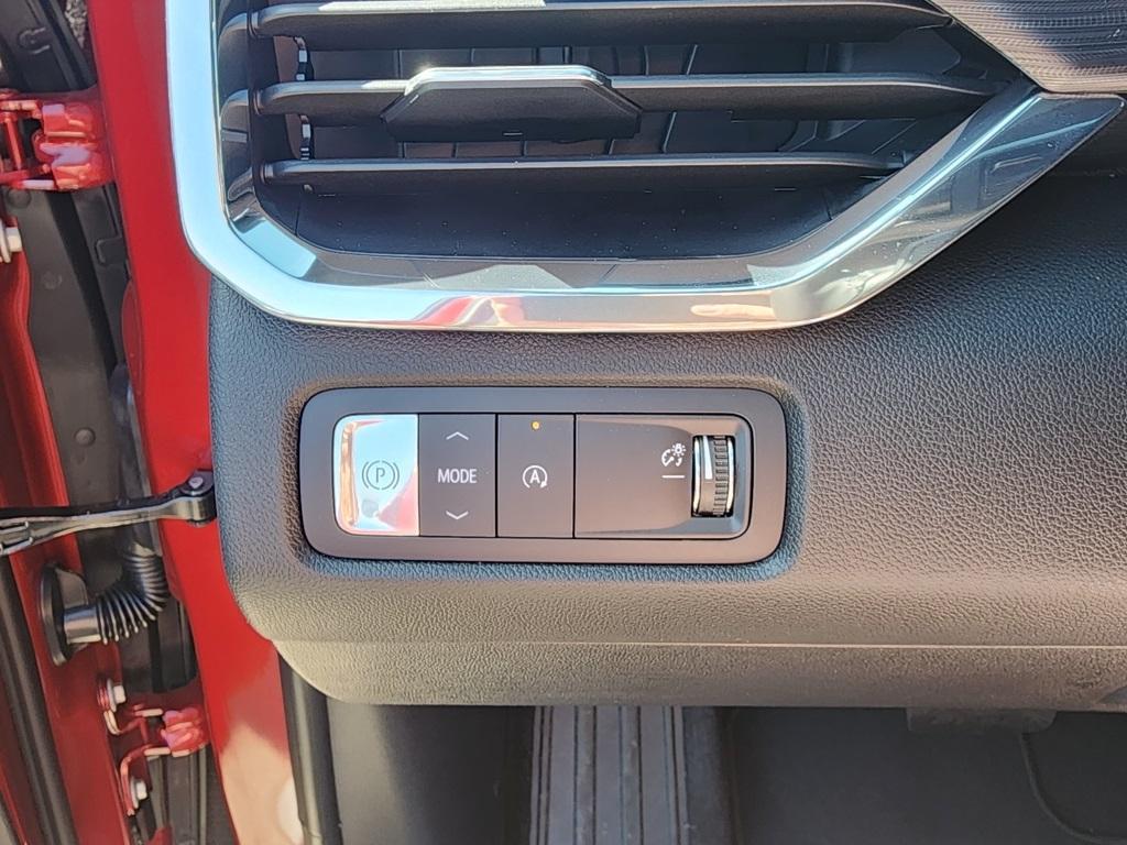 new 2025 GMC Acadia car, priced at $50,180