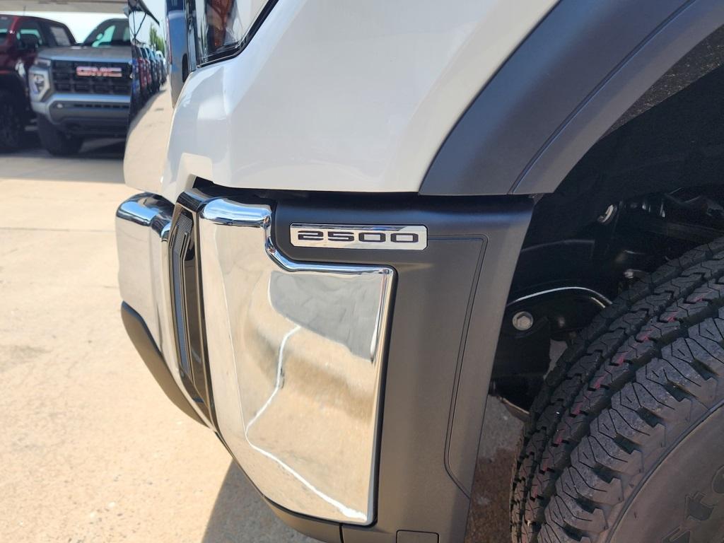 new 2025 GMC Sierra 2500 car, priced at $50,480