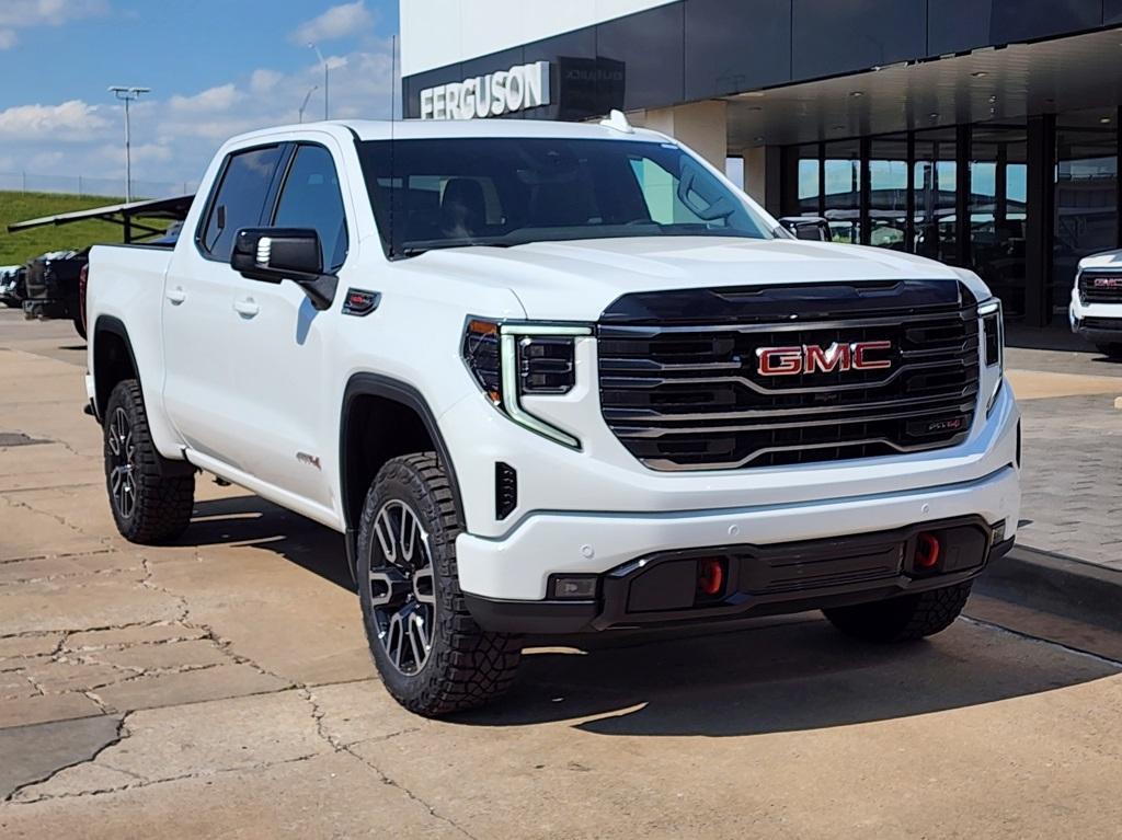 new 2025 GMC Sierra 1500 car, priced at $69,300