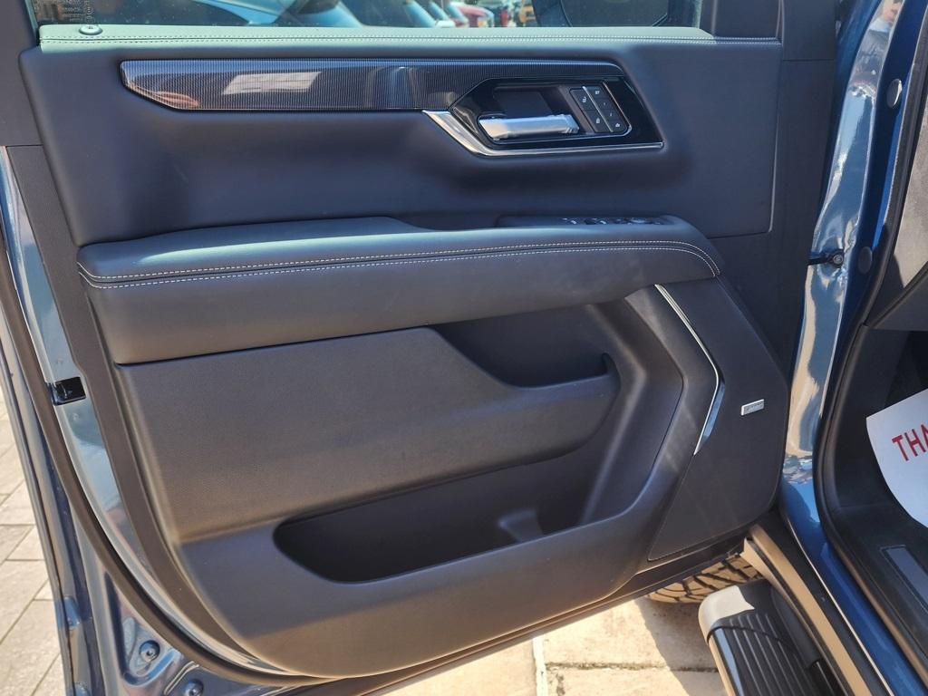 new 2025 GMC Yukon XL car, priced at $82,330