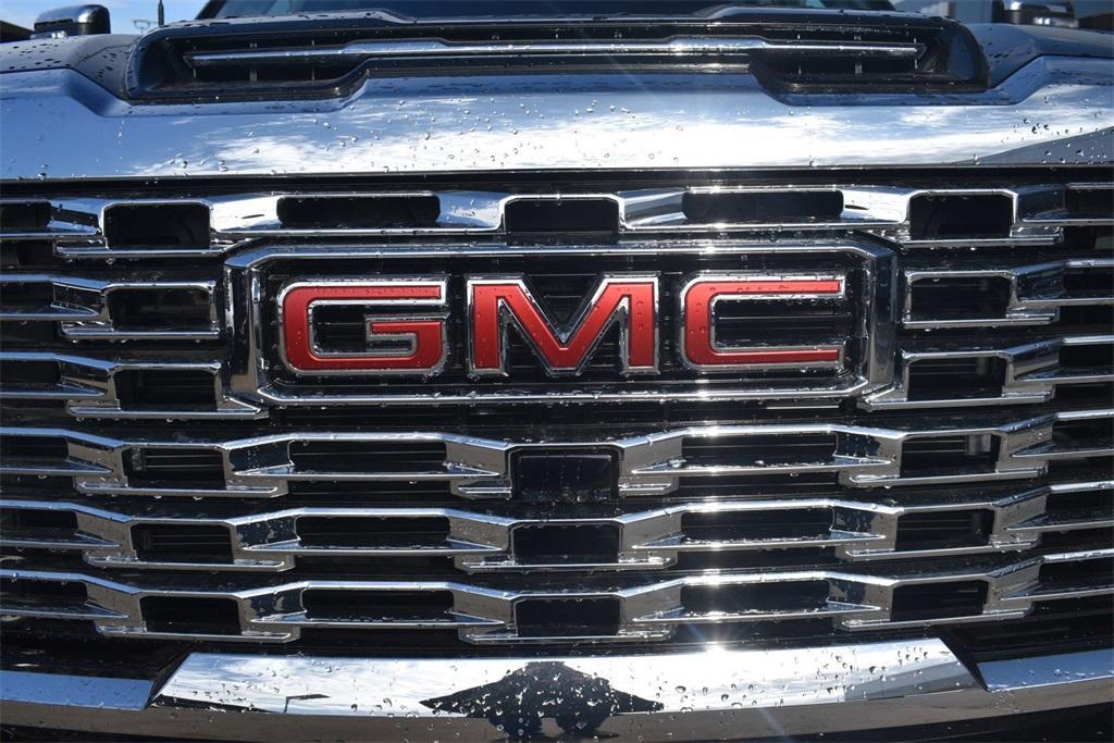 new 2025 GMC Sierra 2500 car, priced at $85,760