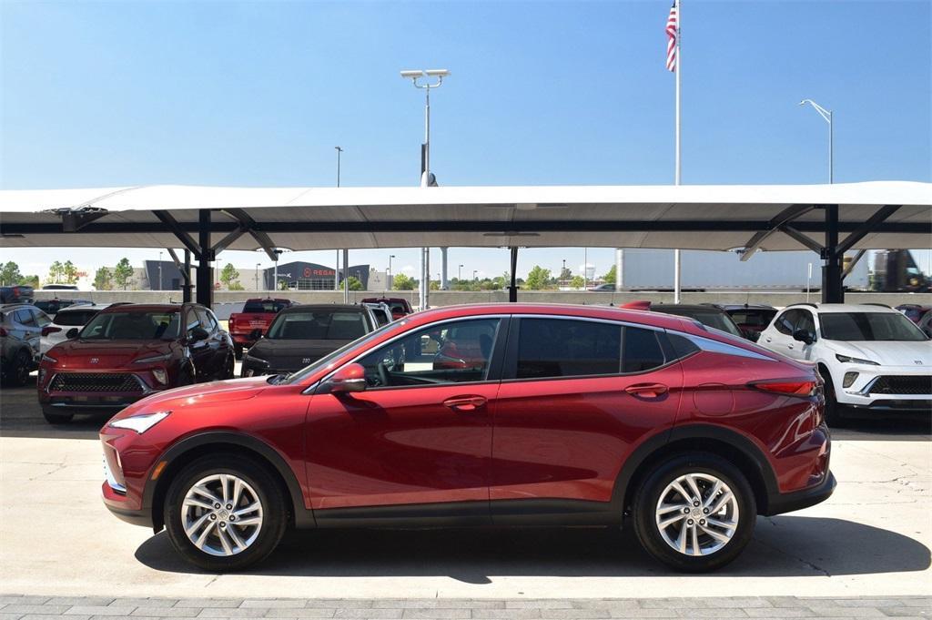 new 2025 Buick Envista car, priced at $26,175