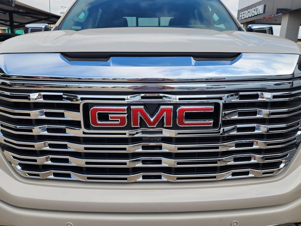 new 2026 GMC Sierra 1500 car, priced at $74,340