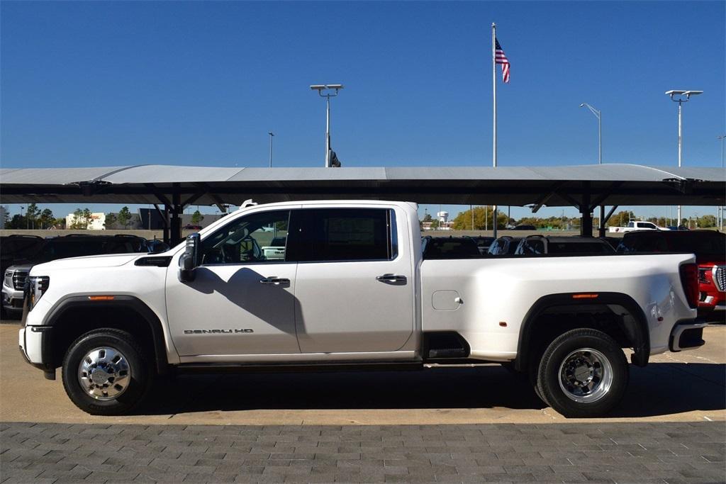 new 2025 GMC Sierra 3500 car, priced at $100,935